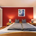 Mavc 公寓 *
